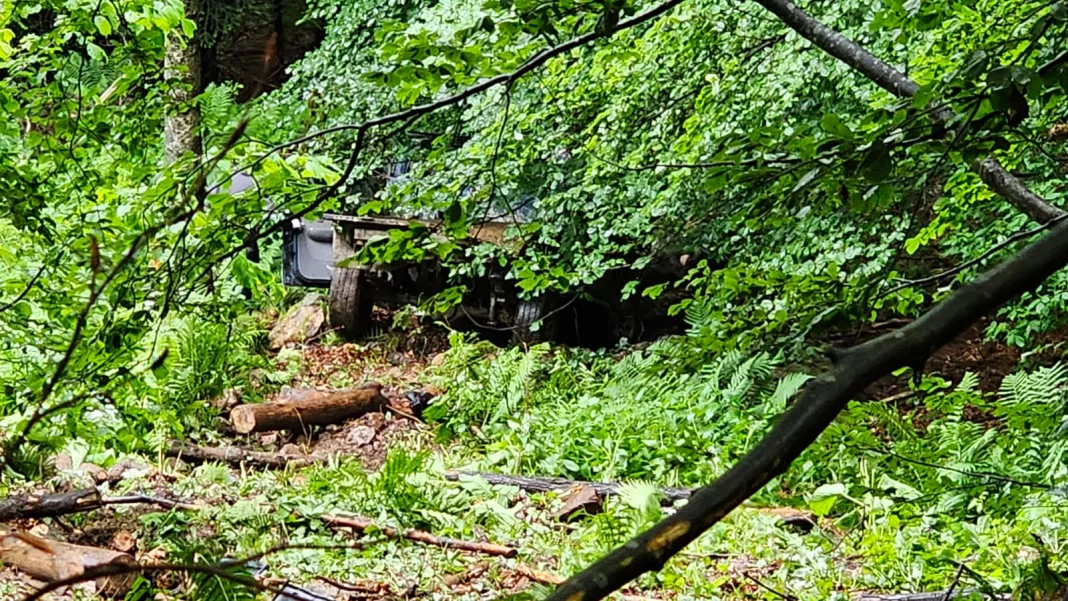 Persoana căzută în prăpastie pe Valea Galbenului a fost găsită decedată