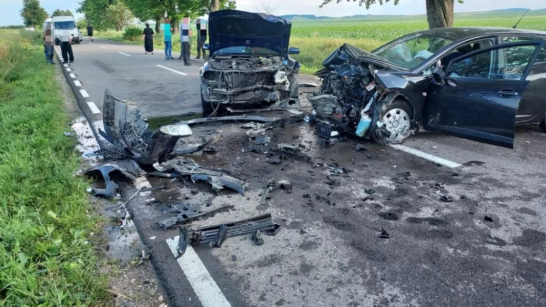 Șofer mort într-o ciocnire provocată de o depășire neregulamentară