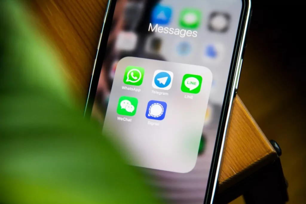 WhatsApp lansează „canale” de comunicare publică