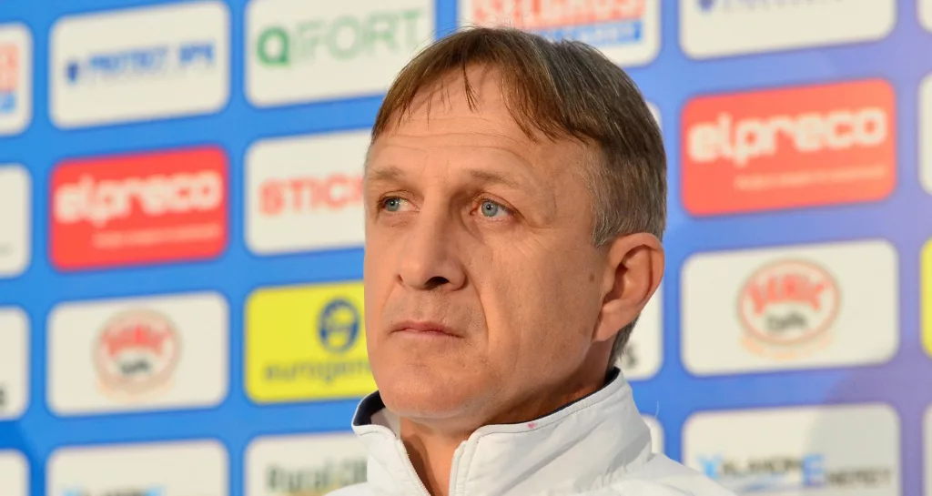 Emil Săndoi: „Sunt puțin îngrijorat, parcă am avut lipsă de personalitate“