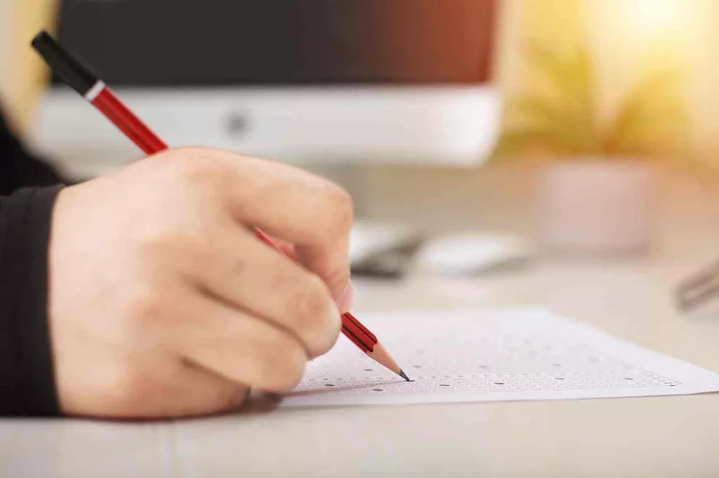 Vâlcea: 2595 de absolvenți ai clasei a VIII-a, înscriși la Evaluarea Națională