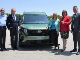 Ambasadorul SUA în România a vizitat fabrica Ford Otosan Craiova