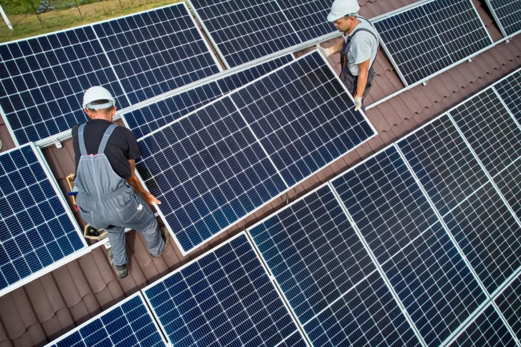 Casa Verde Fotovoltaice. Bugetul pentru Regiunea Sud-Vest, epuizat în 2 minute