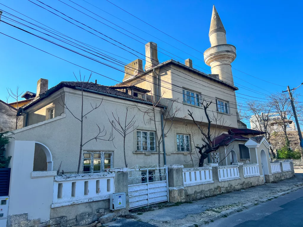 Vila prințului Barbu Știrbey din Mamaia, scoasă la vânzare