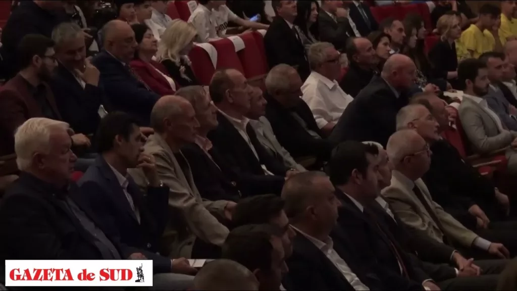 VIDEO | Componenți ai „Campioanei unei mari iubiri“, cetățeni de onoare