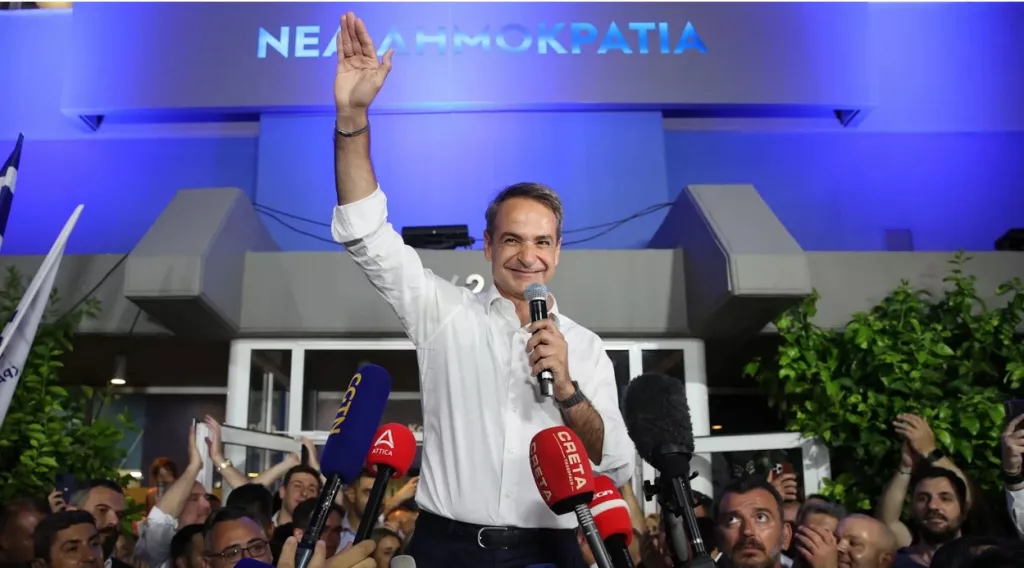 Mitsotakis revine în funcția de premier al Greciei