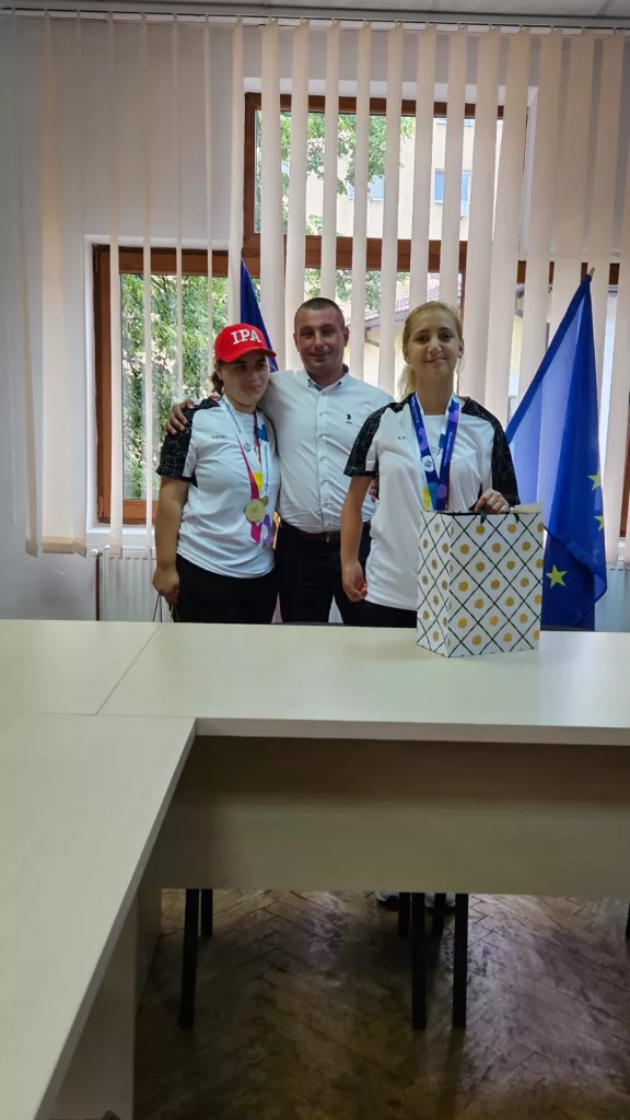 Campioanele de la Jocurile Mondiale Special Olympics de la Berlin, premiate de DGASPC Gorj