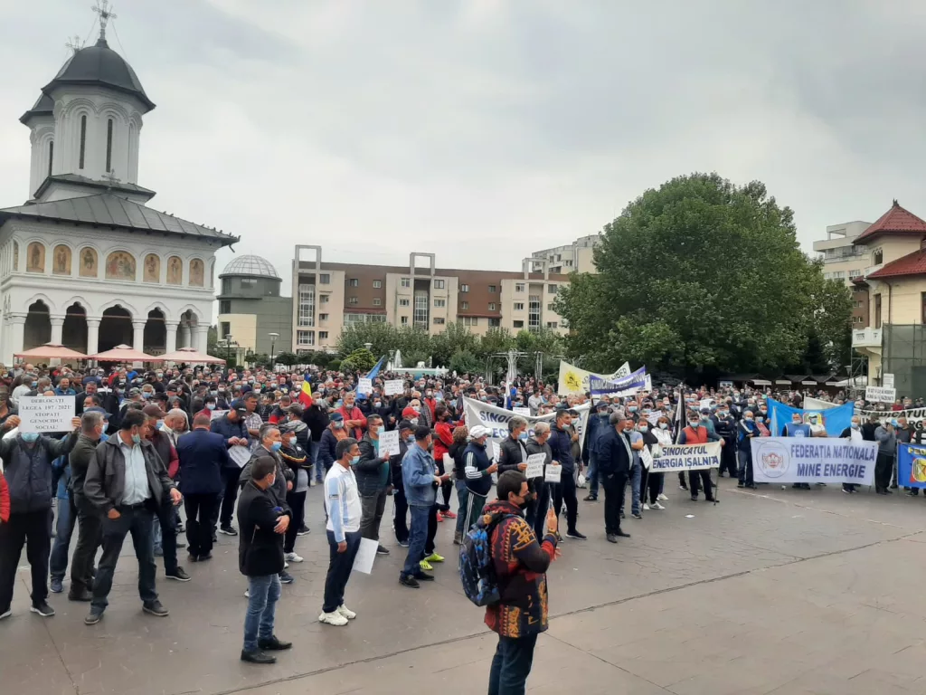 Minerii și energeticienii din Gorj ies din nou în stradă