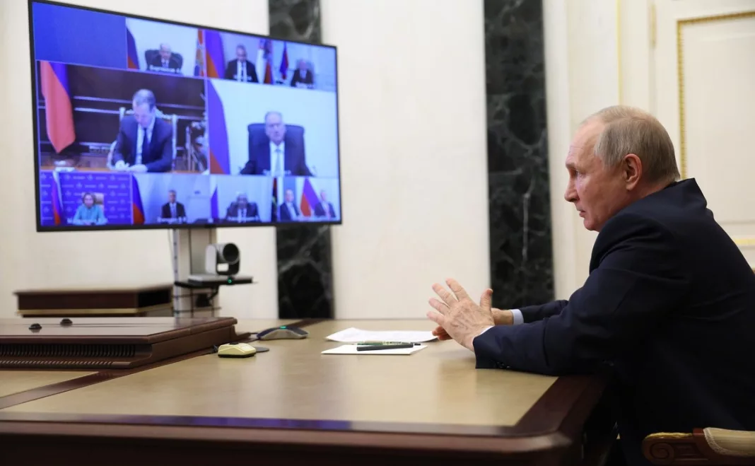 Putin spune că „răuvoitorii” încearcă să destabilizeze Rusia din interior