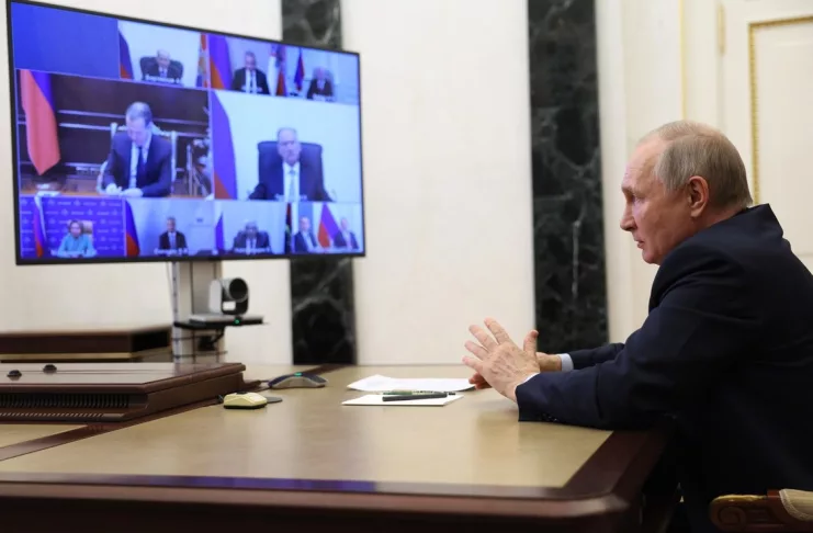 Putin spune că „răuvoitorii” încearcă să destabilizeze Rusia din interior