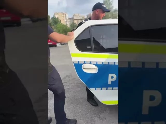(VIDEO) Craiovean, reţinut după ce a încălcat ordinul de protecţie
