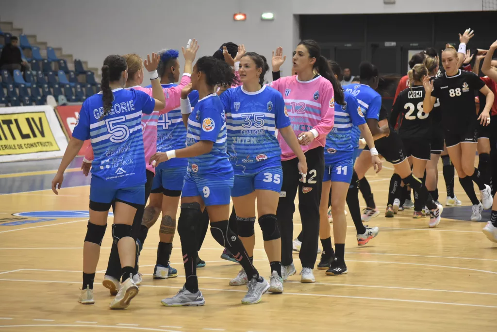 Handbal / SCMU Craiova începe sezonul în deplasare! Vezi programul turului!
