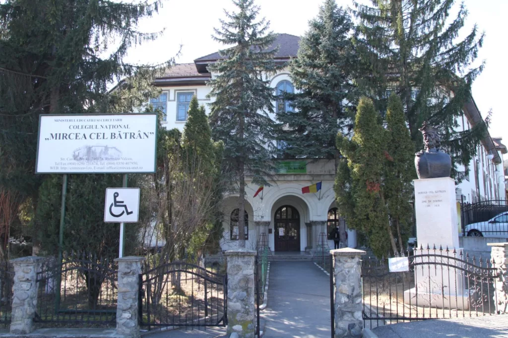 Vâlcea: Peste 40% dintre candidații la titularizare au luat note peste 7