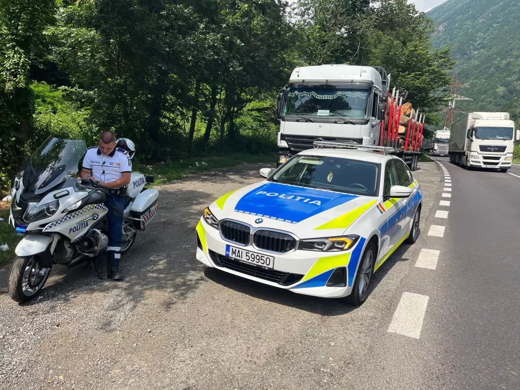 Acţiune a poliţiştilor pentru siguranţa vâlcenilor