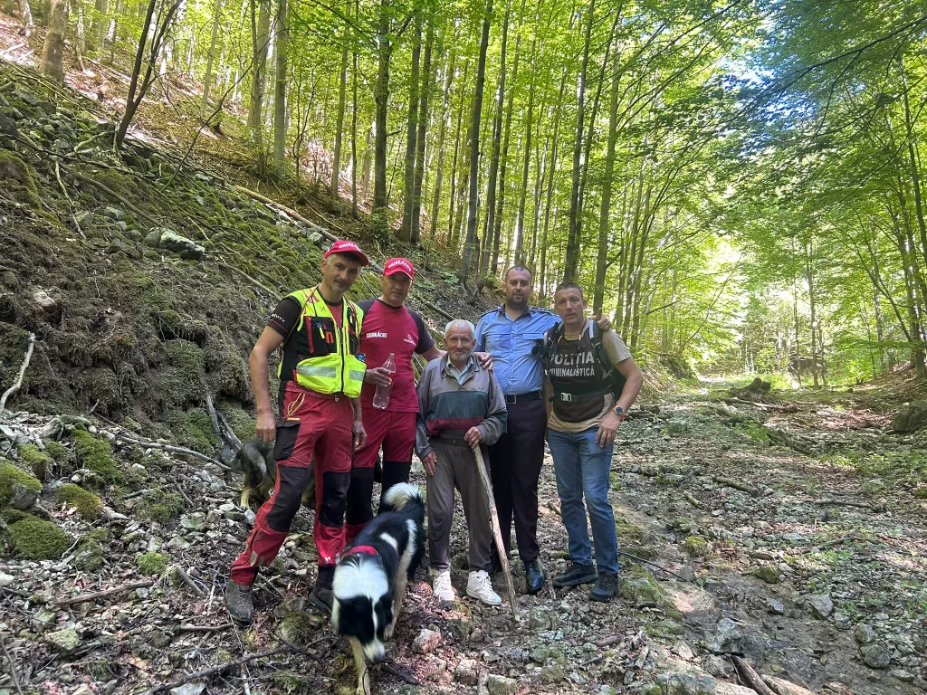 Gorj: Bărbatul căutat de zeci de persoane, găsit într-o pădure