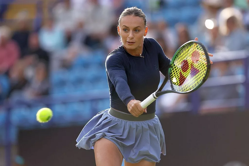 Încântătoarea Ana Bogdan a răpus-o pe favorita Samsonova la Wimbledon