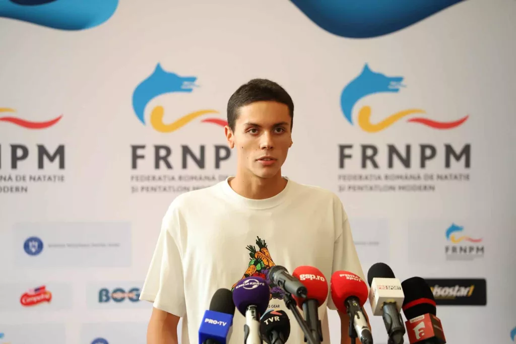 David Popovici: „Iubesc ceea ce fac, deci las tot ce s-a întâmplat să mă motiveze!“