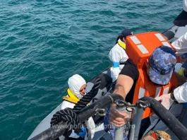 Operaţiune de salvare a unei persoane aflată într-o barcă, în Marea Neagră