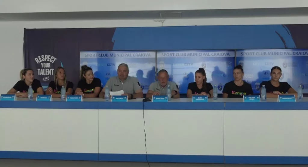 Ne pregătim de handbal! SCMU Craiova şi-a prezentat lotul pentru noul sezon