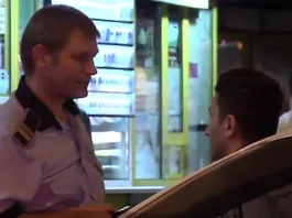 Cinci bărbați s-au bătut ca în filme într-un supermarket din București
