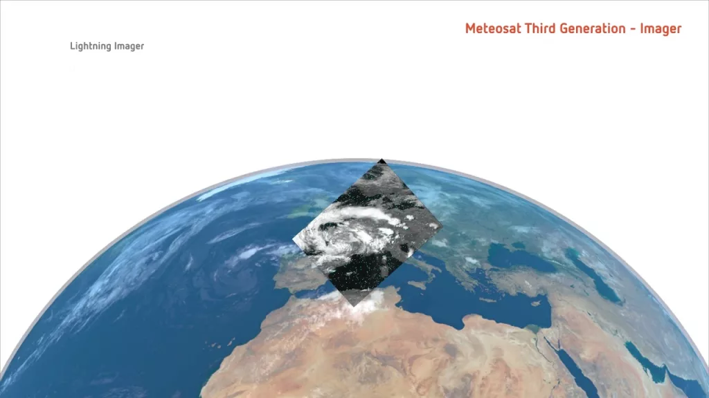 (VIDEO) Primul satelit european care captează imagini ale fulgerelor a început să funcţioneze