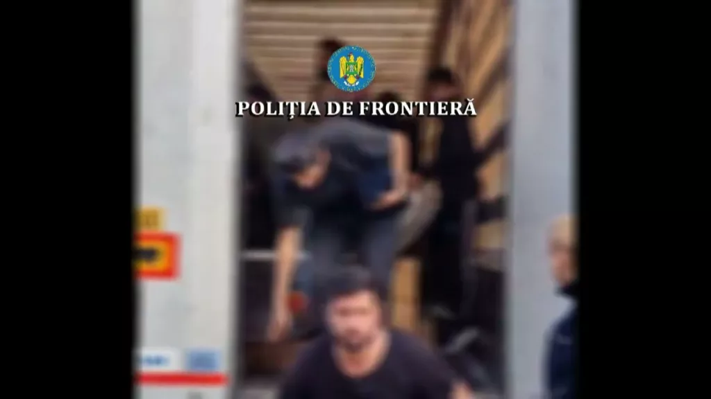(VIDEO) 60 de migranţi depistați în tentativă de trecere ilegală a frontierei de stat