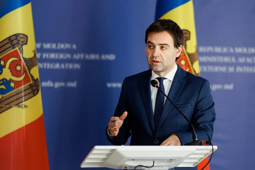 Republica Moldova va limita numărul diplomaţilor din Federaţia Rusă acreditaţi la Chişinău