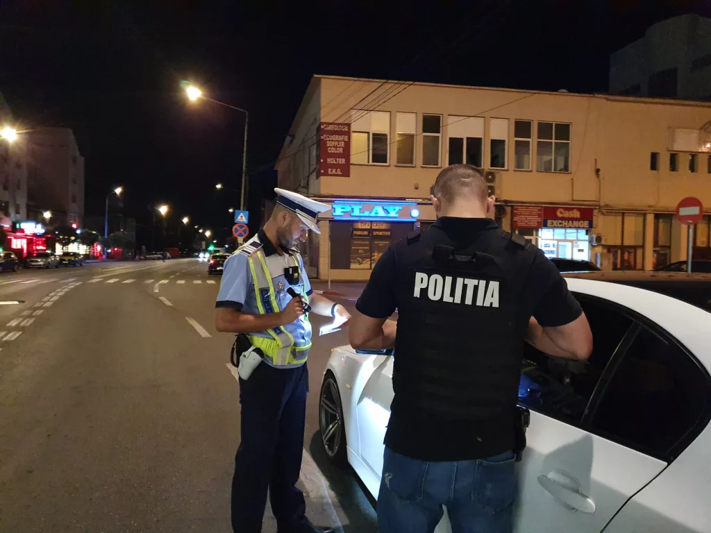 Băuți și fără permis, la volan pe străzile din Dolj
