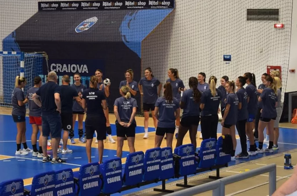 Handbal / SCMU Craiova va participa la „Cupa Vâlcii”