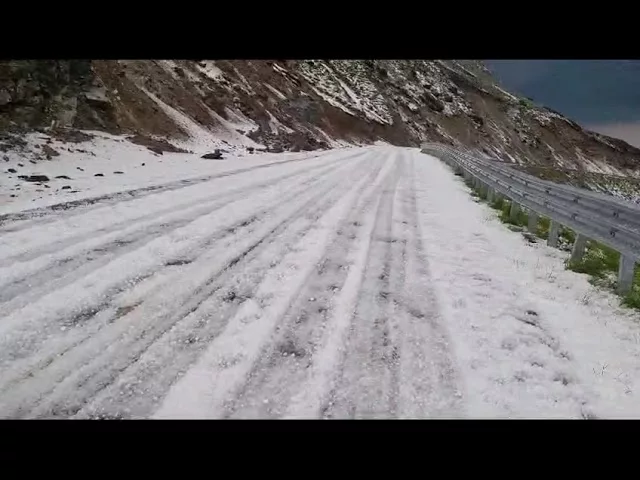 (VIDEO) Furtună cu grindină pe Transalpina