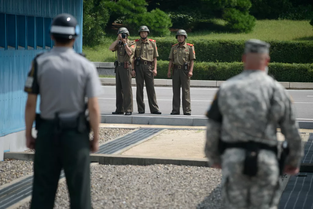 Un soldat american, reținut de Coreea de Nord