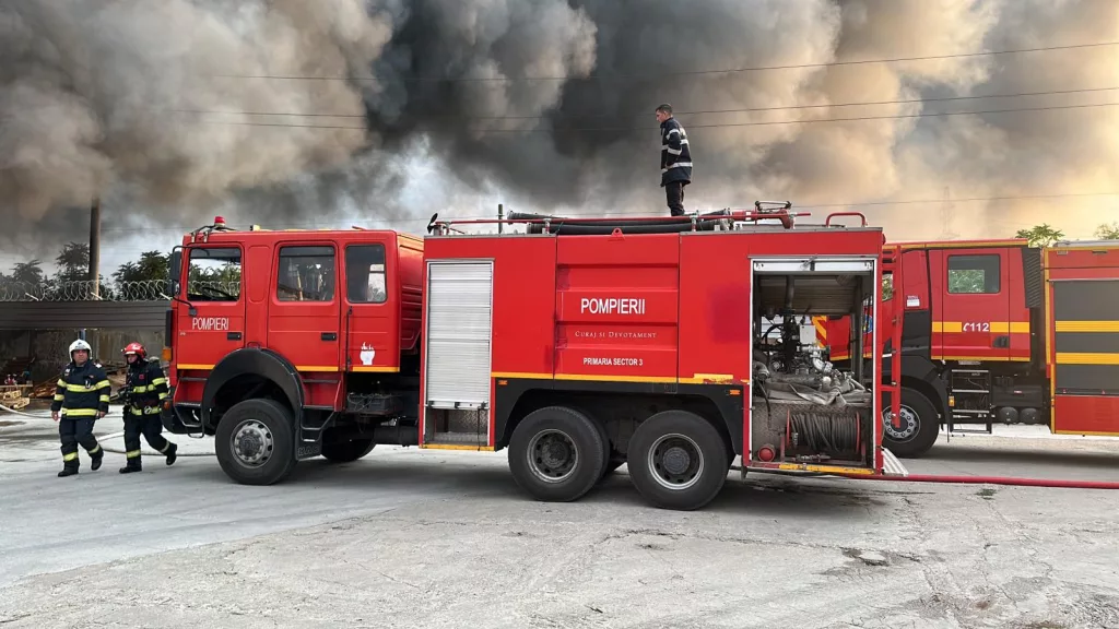 Incendiu major în zona Glina. A fost emis Ro-Alert