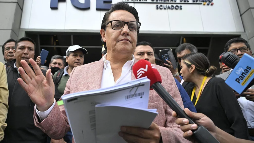 Candidatul la președinția Ecuadorului Fernando Villavicencio, asasinat la un eveniment de campanie