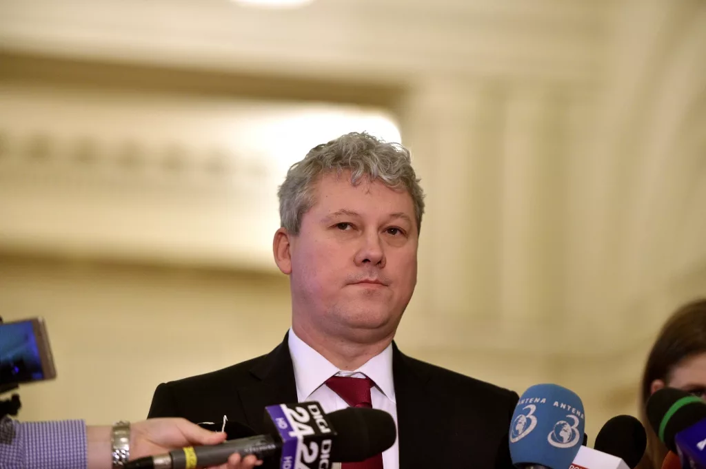 Ministrul Afacerilor Interne Cătălin Predoiu se întâlneşte la Viena cu omologul austriac