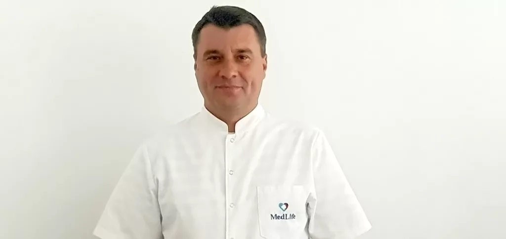 [Medici Buni] Dr. George Adam, ginecolog la MedLife Craiova: „Un pacient trebuie să plece mulțumit din cabinet, chiar zâmbind”