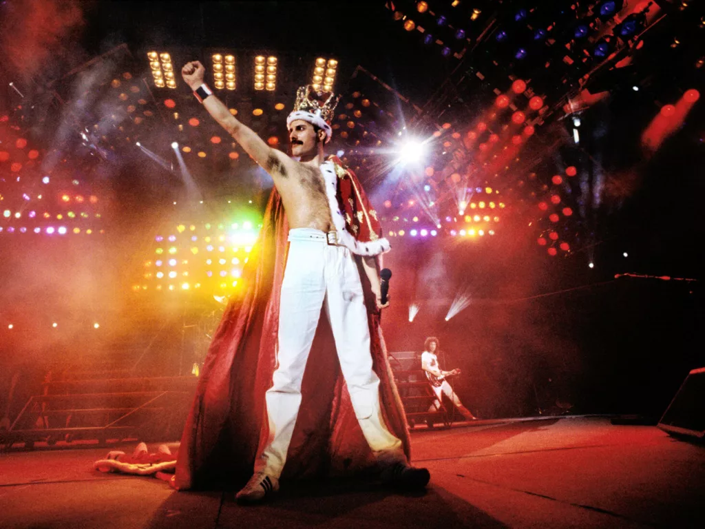 Bunurile lui Freddie Mercury sunt scoase la licitație