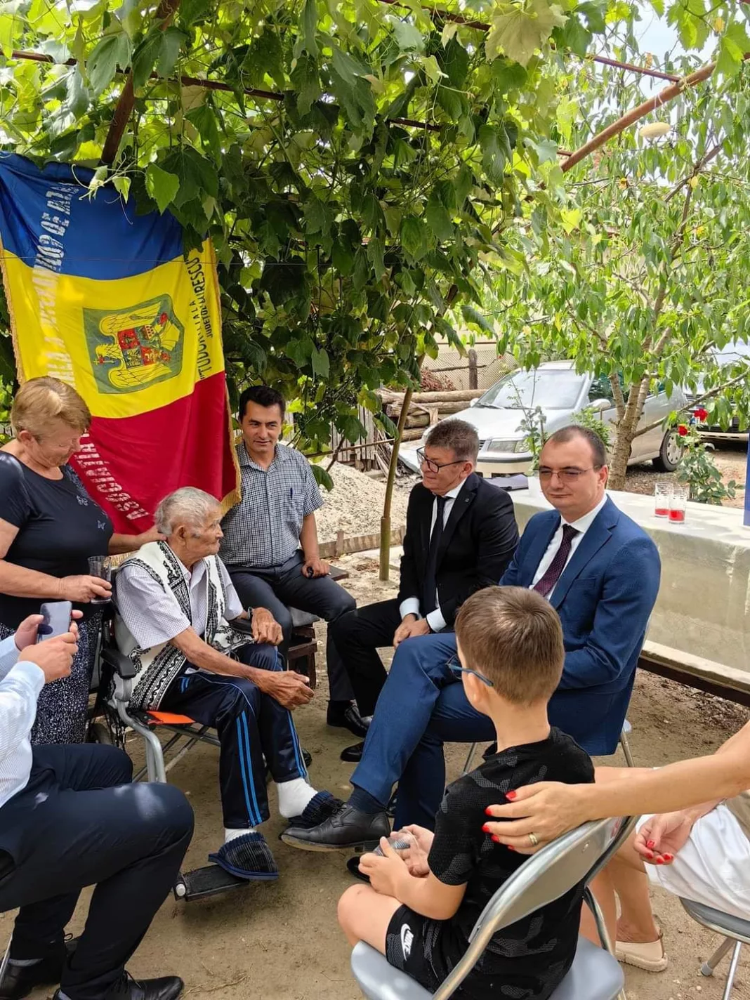 A fost vizitat de primarul din Aninoasa și de către prefectul județului Gorj, Iulian Popescu