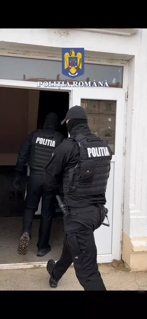 (VIDEO) Olt: Percheziții la persoane bănuite de evaziune fiscală
