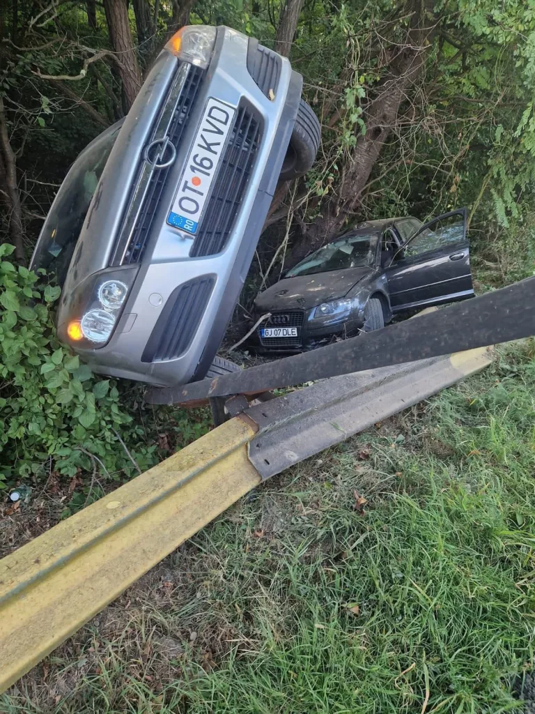 Accident cu 4 răniți, între care și doi copii, la Scoarța