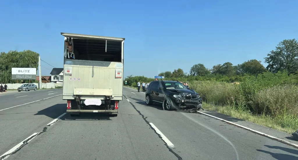 Două persoane rănite într-un accident produs pe DN6, între Craiova şi Filiaşi