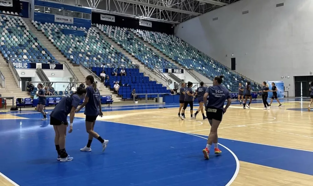 Handbal / SCMU Craiova a încheiat pe trei la Cupa Vâlcii