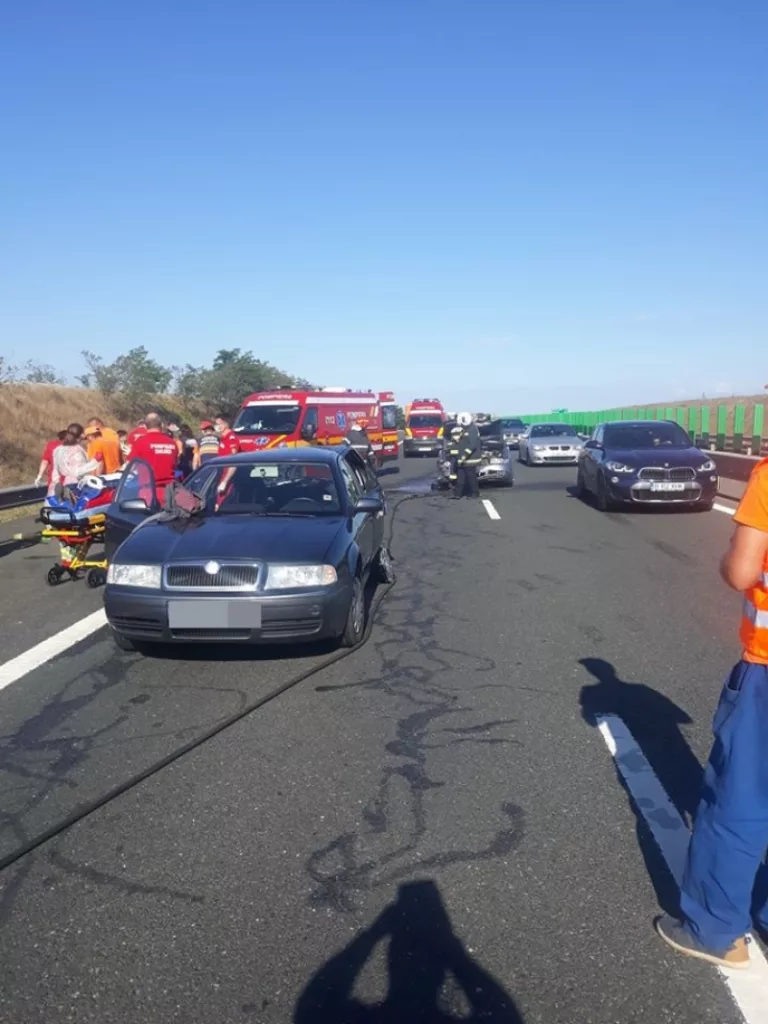 Accident cu patru victime pe A2