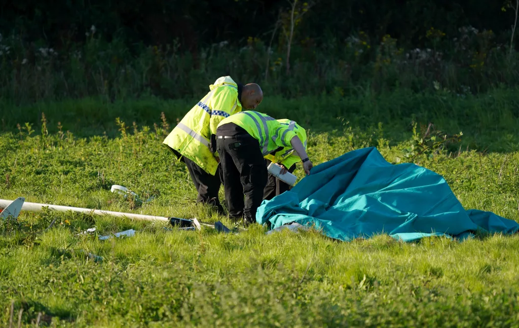 Un pilot a murit după ce două planoare s-au ciocnit în aer în Anglia