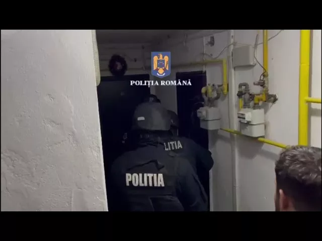 (VIDEO) Percheziţii în Bucureşti, Gorj, Vrancea şi Botoşani, pentru destructurarea unei grupări specializate în înşelăciuni prin metoda ”accidentul”