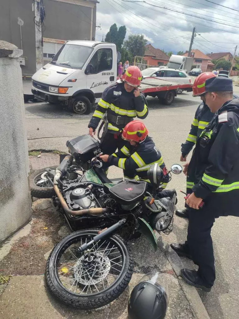 CRBL, implicat într-un accident rutier în Hunedoara