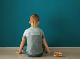 Terapie decontată parţial de CNAS pentru persoanele cu autism