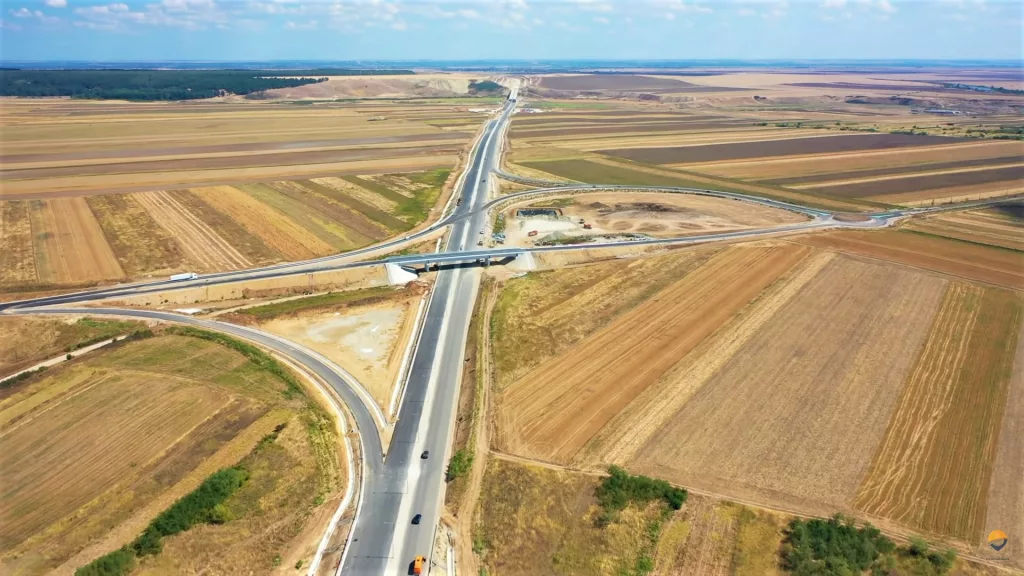 Lucrări reluate pe drumul expres Craiova-Pitești
