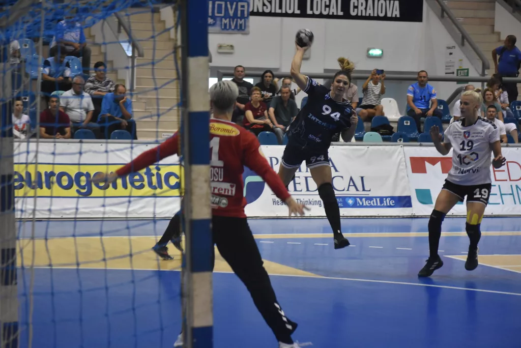 SCMU Craiova, la primul eşec în acest sezon! SCM Vâlcea, noul lider al Ligii Florilor