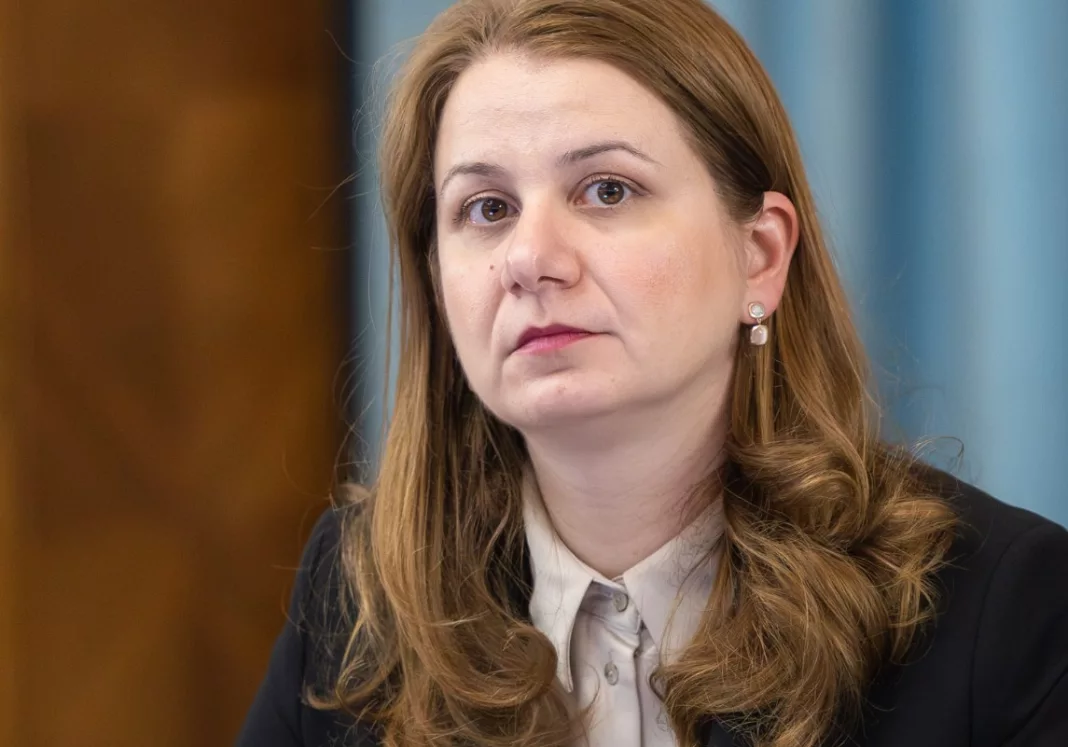 Ligia Deca: „Nu avem niciun plan să facem teste antidrog în școli” Ligia Deca: „Nu avem niciun plan să facem teste antidrog în școli”