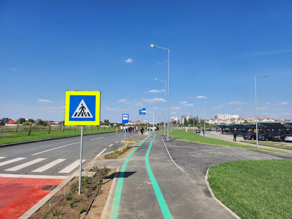 Liber la circulaţie pe noul bulevard din Craiova. Urmează deschiderea Promenada